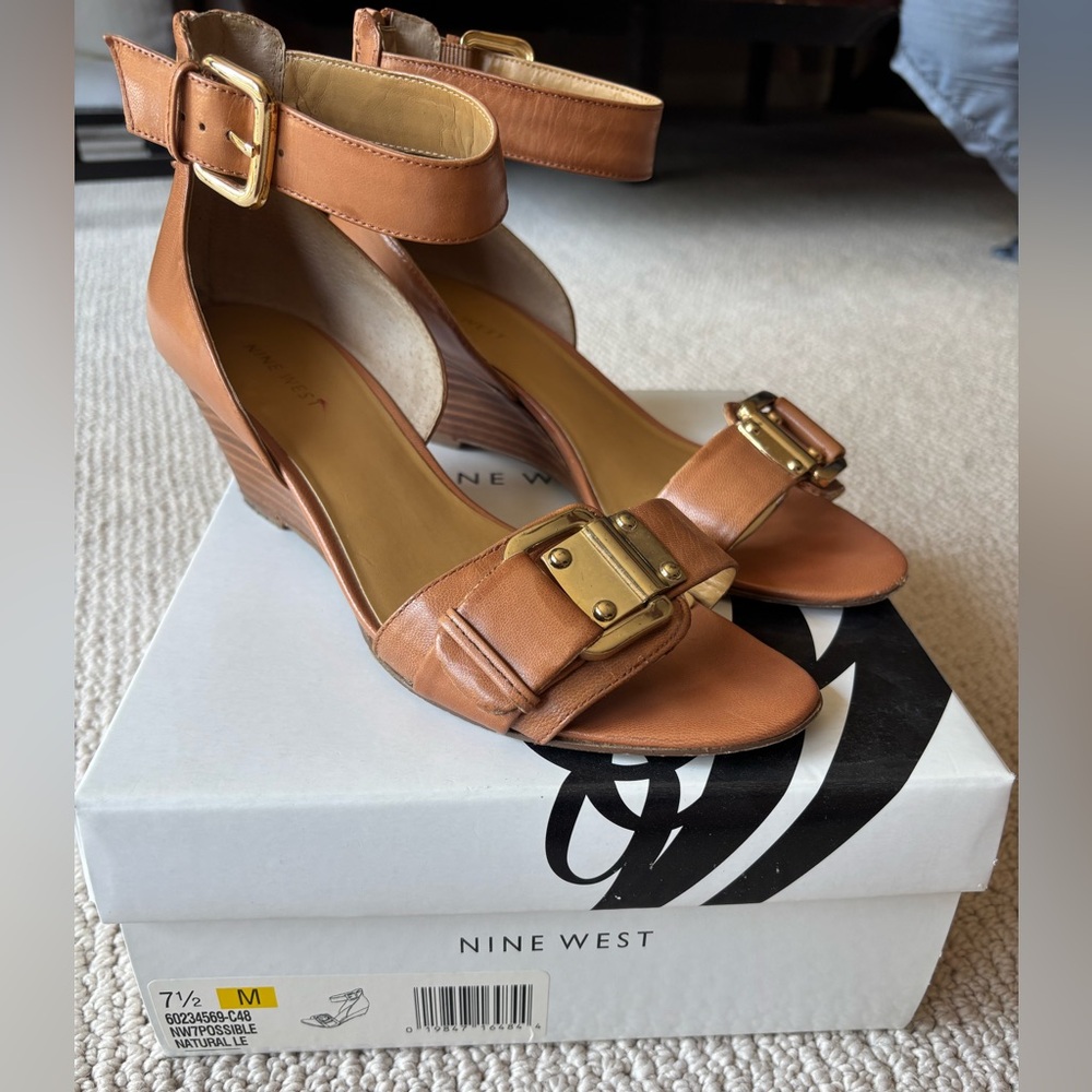 Nine West Natural Leather Wedge Sandals with Gold Buckles - Size 7 1/2